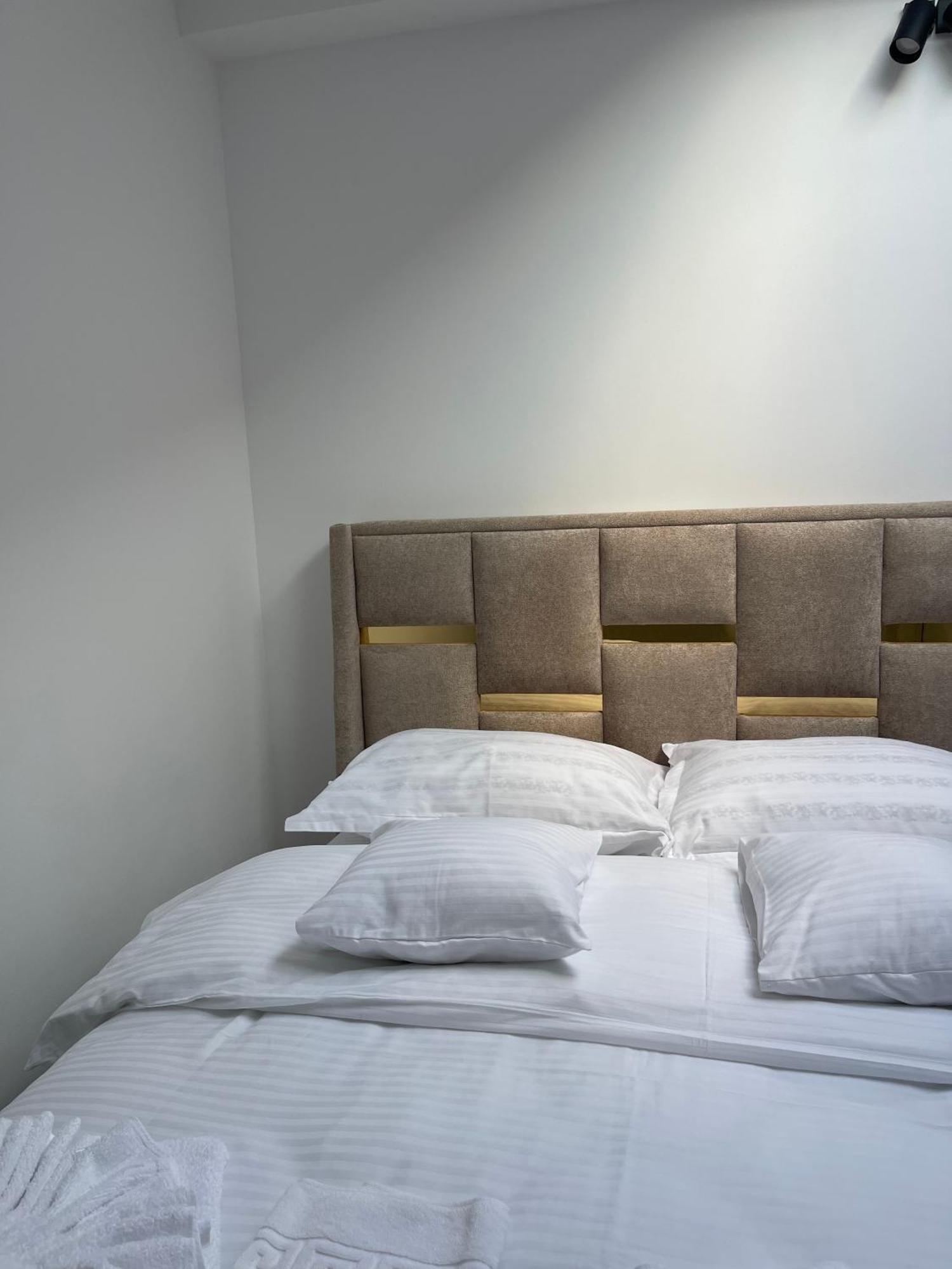 Prestige Suites - Cluj Luxury エクステリア 写真